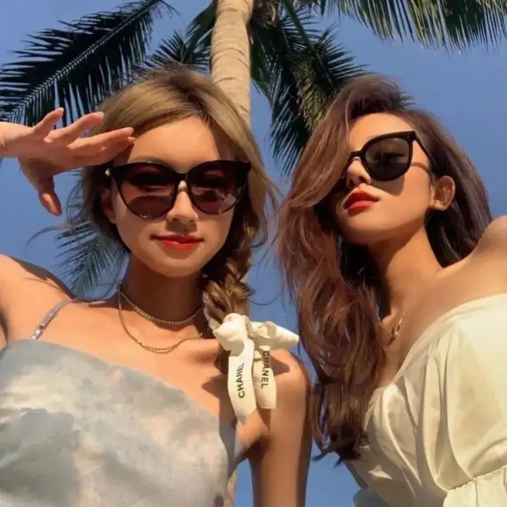 哭泣的鹦鹉